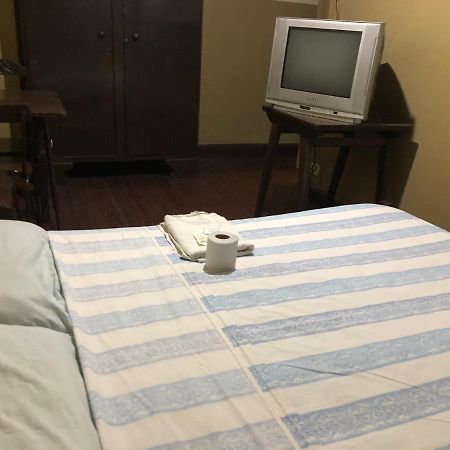 Hotel Provincial Del Once Буенос Айрес Екстериор снимка