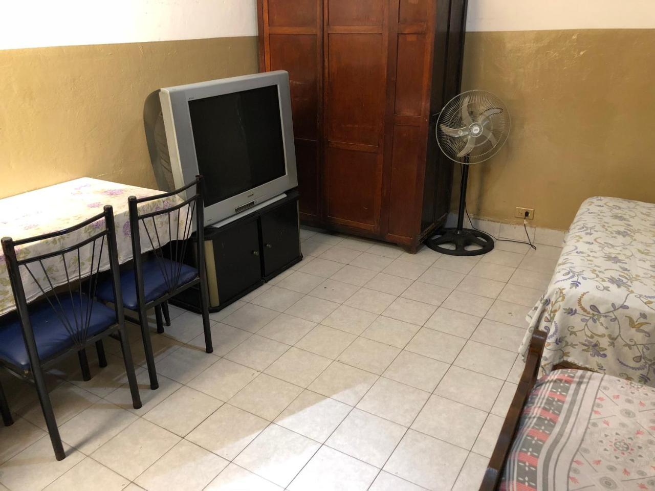 Hotel Provincial Del Once Буенос Айрес Екстериор снимка